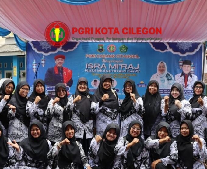 Peringatan Isra Mi'raj PGRI Citangkil Tetap Khidmat: Sekdis Sosialisasikan Aturan Baru Perlindungan Guru