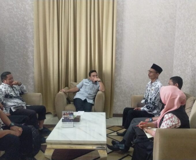 Wali Kota Targetkan Penyesuaian Gaji PPPK Paruh Waktu Hingga Rp2–2,5 Juta dalam 1–2 Bulan ke Depan